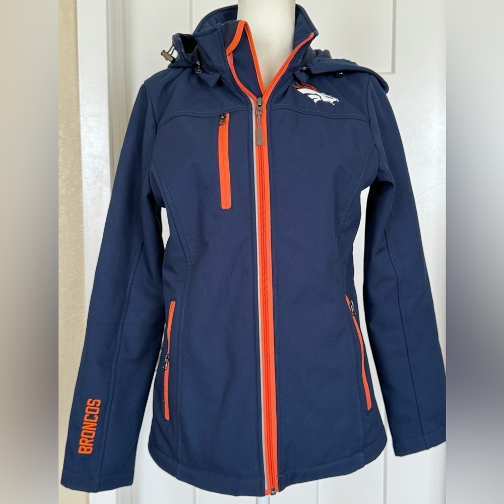 Denver Broncos NFL Team Apparel Softshell Jacket – Navy/Orange – Women’s XS